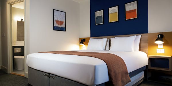 King-size room at Days Inn by Wyndham Chesterfield