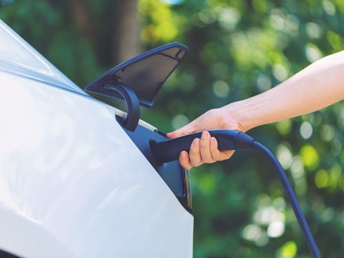 How Do I Charge My Tesla at Roadchef? A Simple Guide for New Tesla Owners